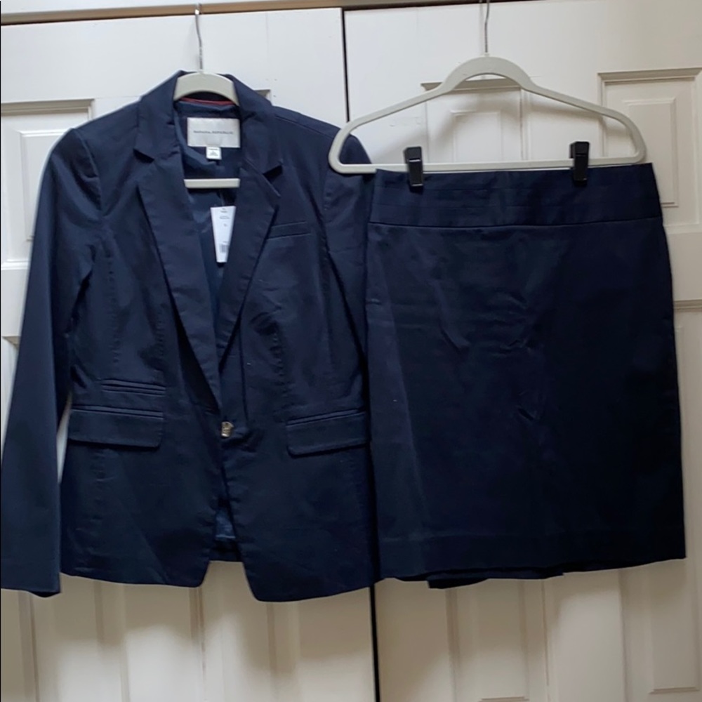 NWT Banana Republic Skirt Suit